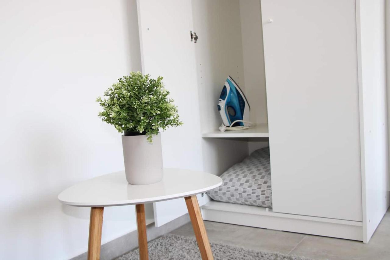 New & Modern Apartment With Beautiful Lake View! Lugano Dış mekan fotoğraf